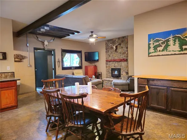 $149,900 | 6908 Coon Club Road, Versailles, MO 65084