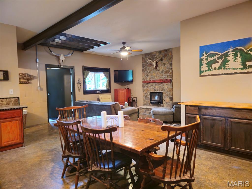 6908 Coon Club Road Versailles, MO 65084 - Photo 5 of 28