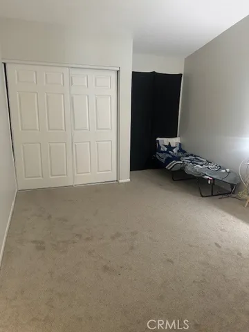 a view of livingroom with furniture