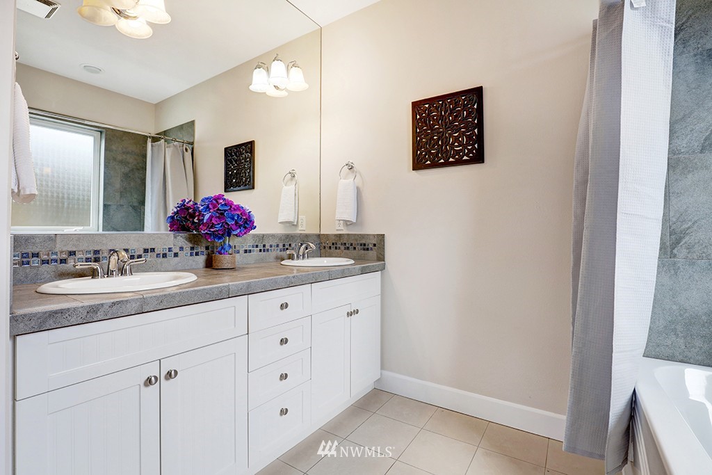 7045 Delridge Way Southwest Seattle, WA 98106 - Photo 11 of 14