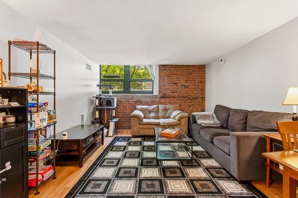 $719,000 | 42 8th Street, Unit 5314, Boston, MA 02129