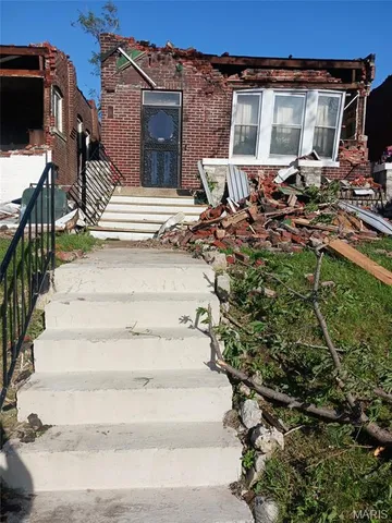 $25,000 | 3010 North Taylor Avenue, St. Louis, MO 63115