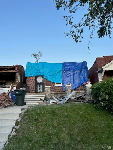 $25,000 | 3010 North Taylor Avenue, St. Louis, MO 63115