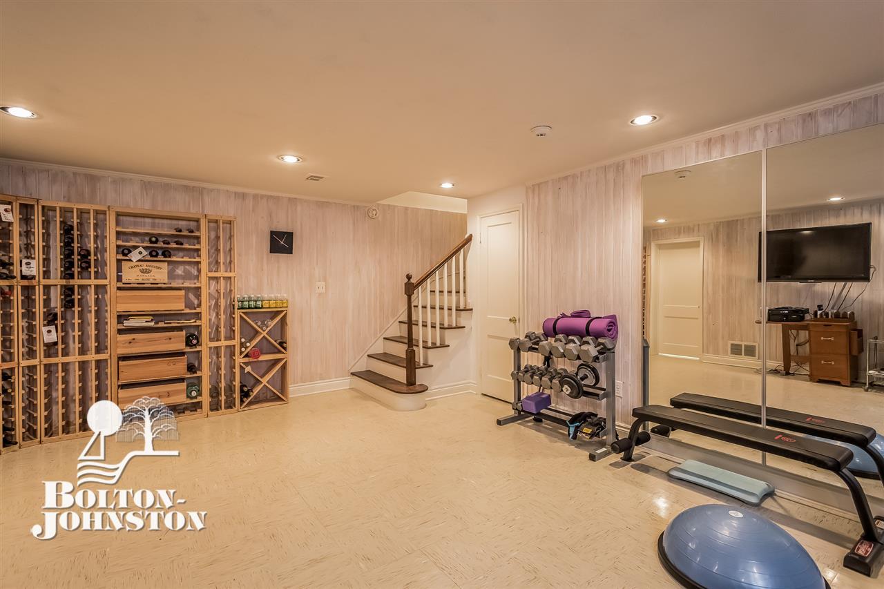 155 Vendome Road Grosse Pointe Farms, MI 48236 - Photo 40 of 67 Gallery Image 40