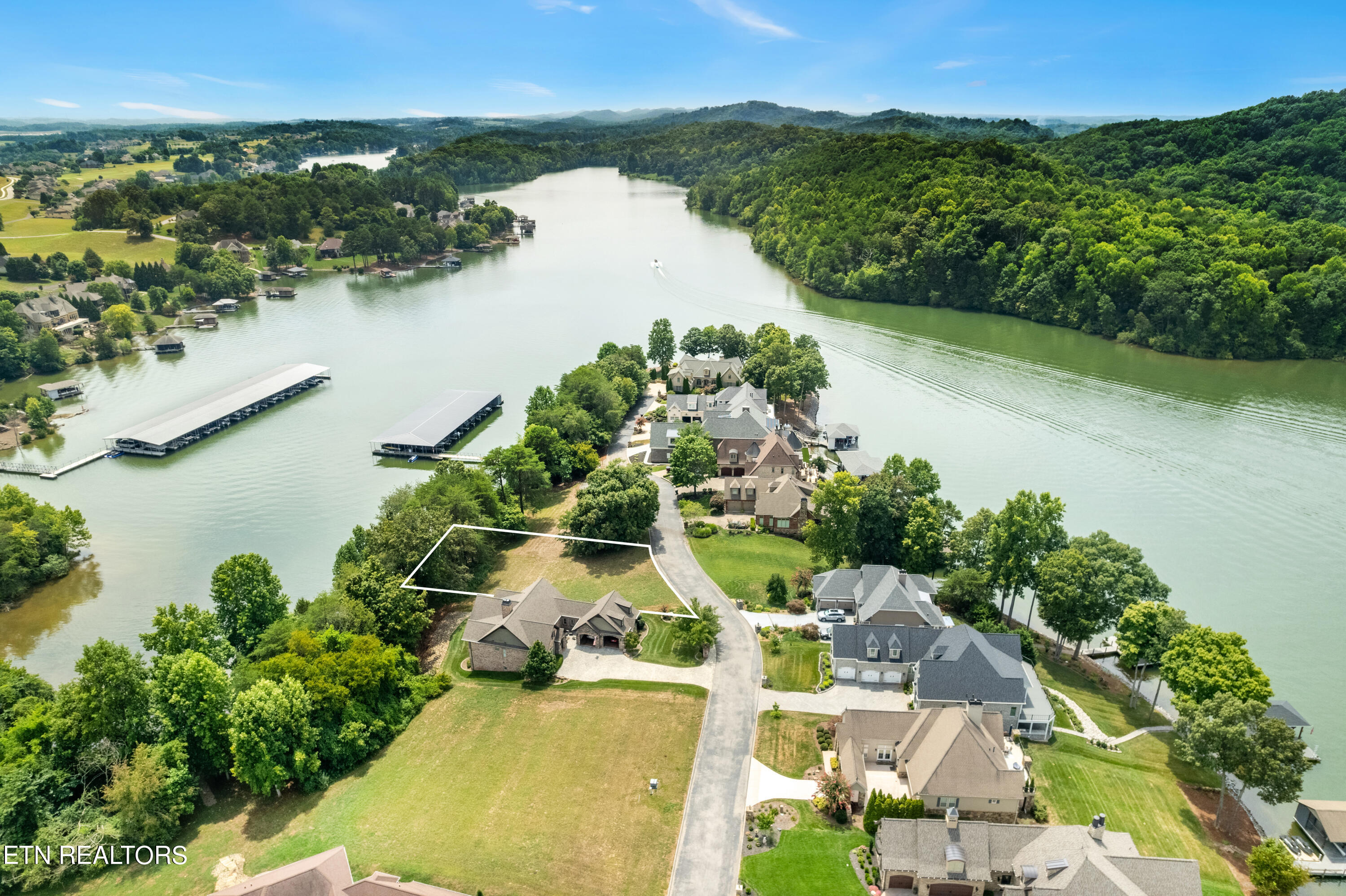 1671 Rarity Bay Parkway Vonore, TN 37885 - Photo 6 of 9 6