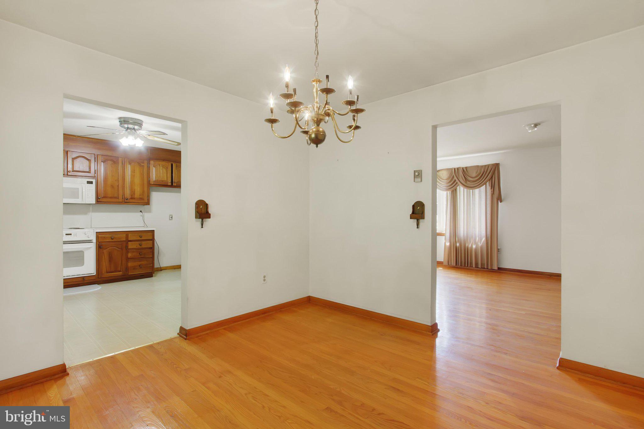 3320 Lineboro Road Manchester, MD 21102 - Photo 14 of 56 Dining room