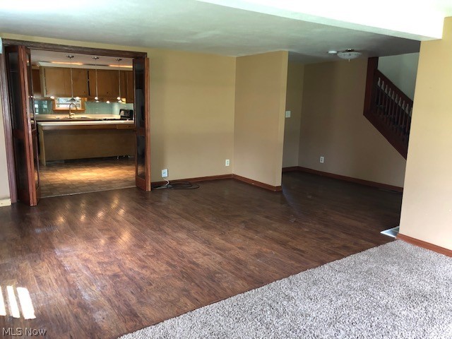 8580 Webster Road Strongsville, OH 44136 - Photo 7 of 24