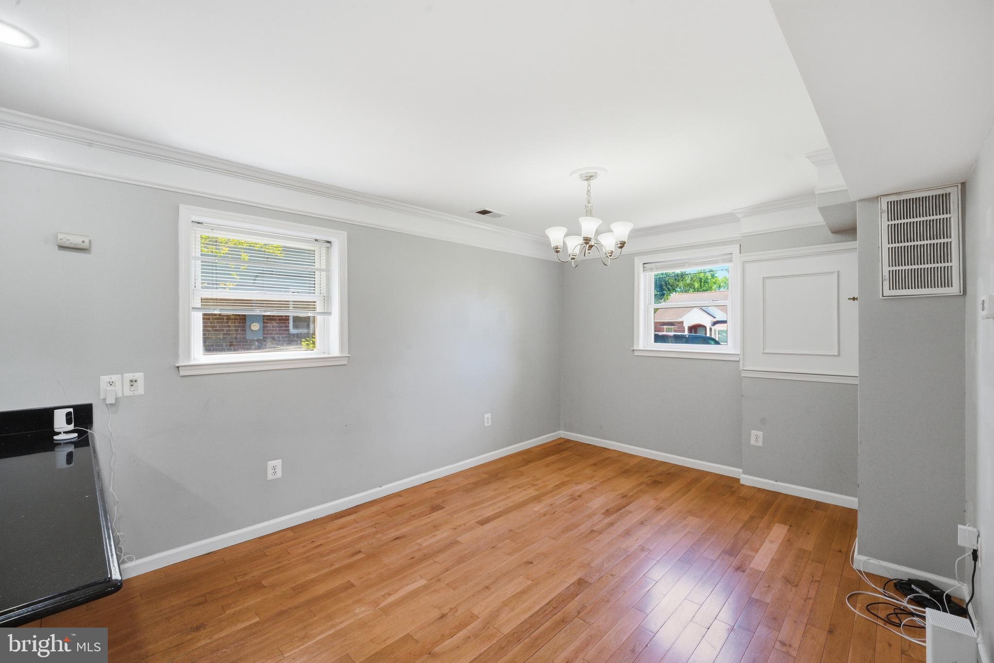 2507 Weisman Road Silver Spring, MD 20902 - Photo 19 of 41 Dining Room /Breakfast Area