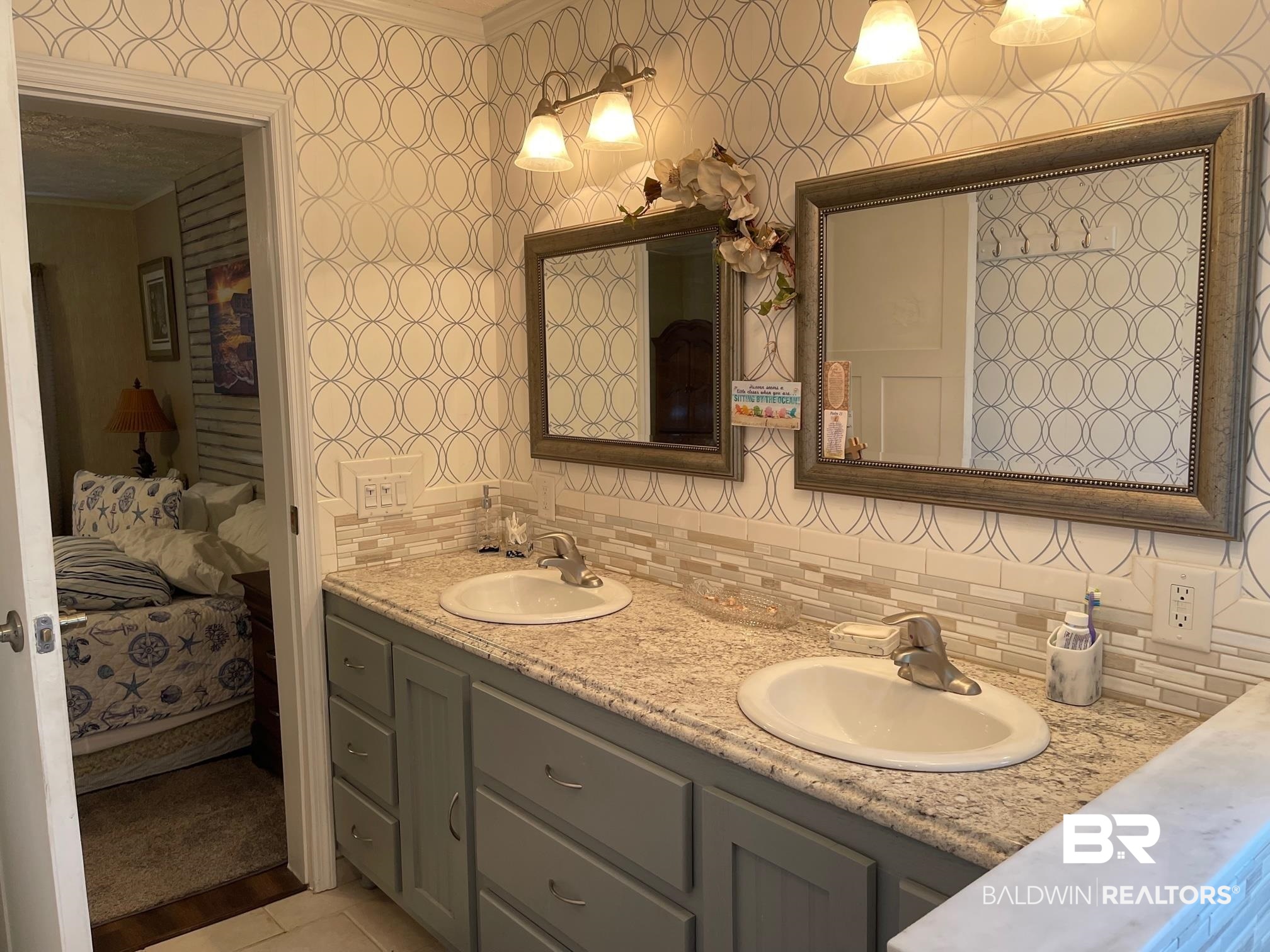 1987 Ridgewood Drive South Lillian, AL 36549 - Photo 10 of 31