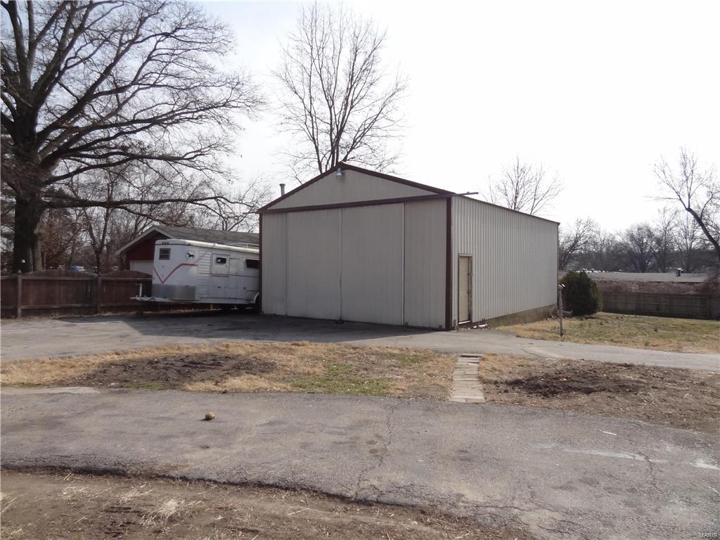 11140 Larimore Road St. Louis, MO 63138 - Photo 13 of 20