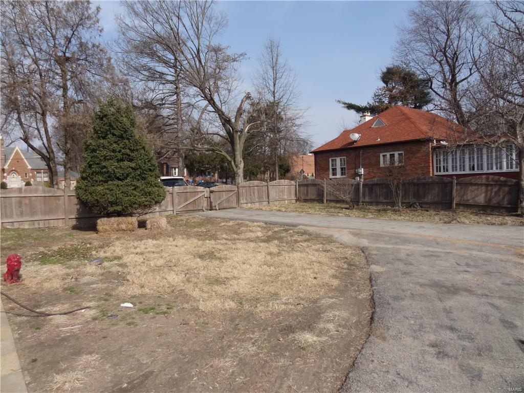 11140 Larimore Road St. Louis, MO 63138 - Photo 18 of 20