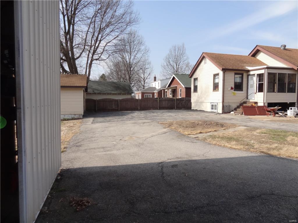 11140 Larimore Road St. Louis, MO 63138 - Photo 19 of 20