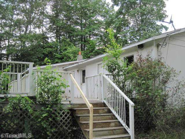 124 Anchor Road Reidsville, NC 27320 - Photo 2 of 7 Exterior Back.
