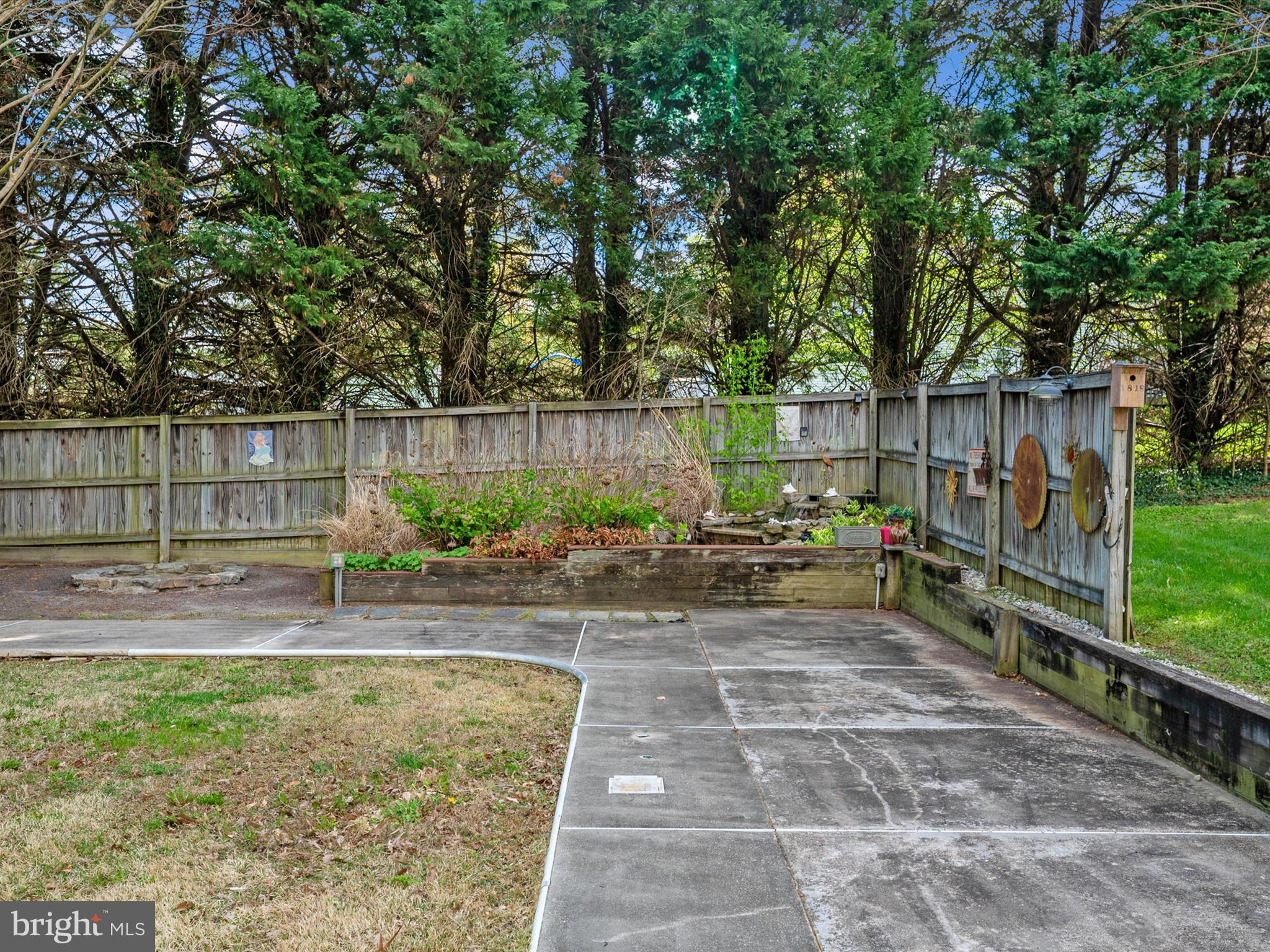 276 Greenridge Drive Dunkirk, MD 20754 - Photo 42 of 49 a view of a backyard