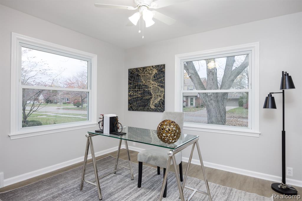 1337 Torrey Road Grosse Pointe Woods, MI 48236 - Photo 15 of 31