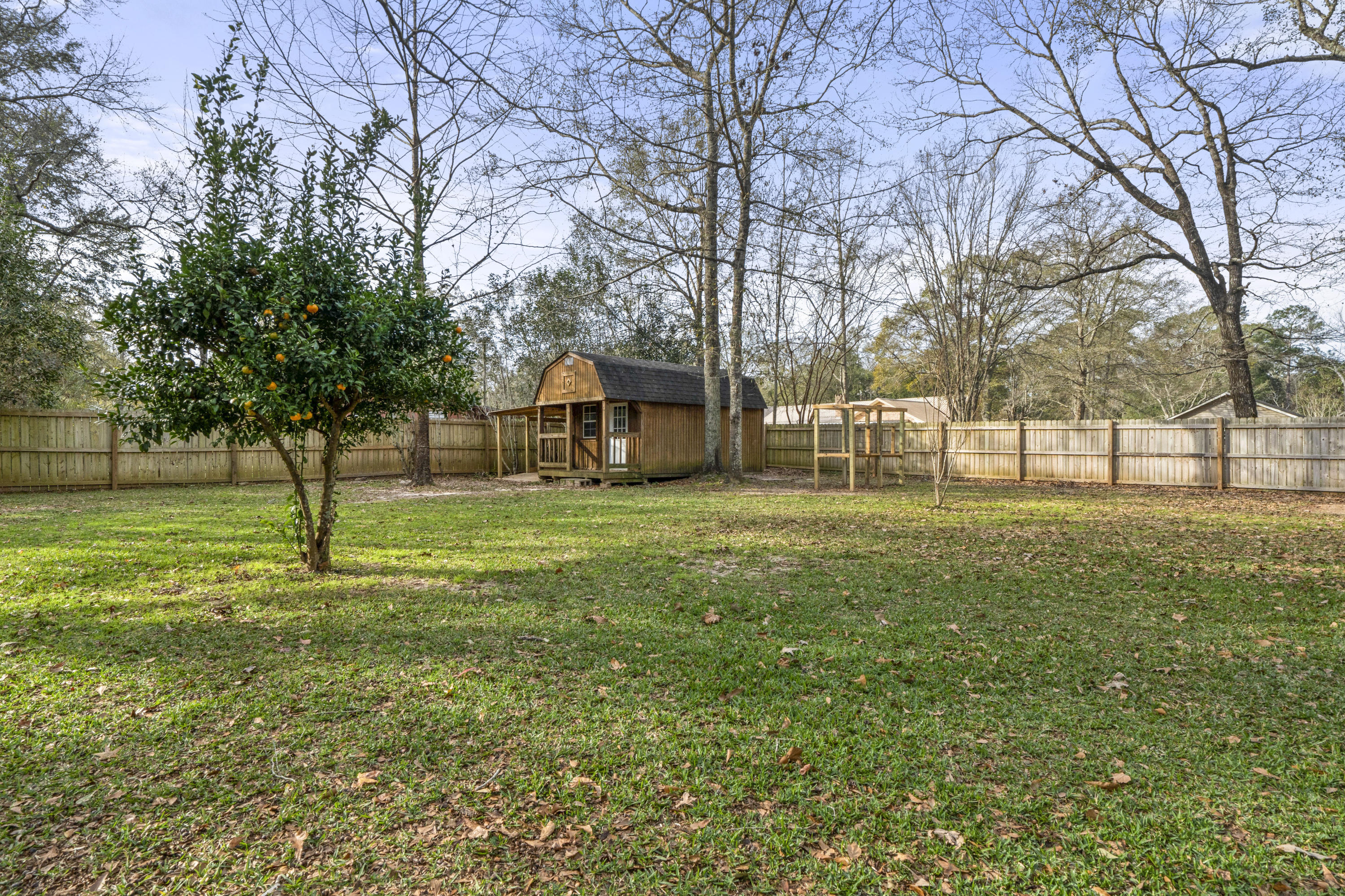 6058 Bud Moulton Road Crestview, FL 32536 - Photo 29 of 34 Backyard
