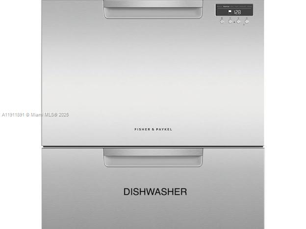 100 Lincoln Road, Unit 604 Miami Beach, FL 33139 - Photo 22 of 66 Double drawer dishwasher