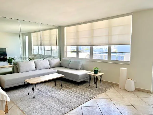 $429,999 | 100 Lincoln Road, Unit 604, Miami Beach, FL 33139