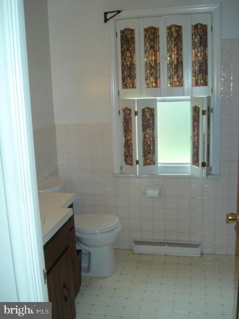484 Waters Road York, PA 17403 - Photo 19 of 25