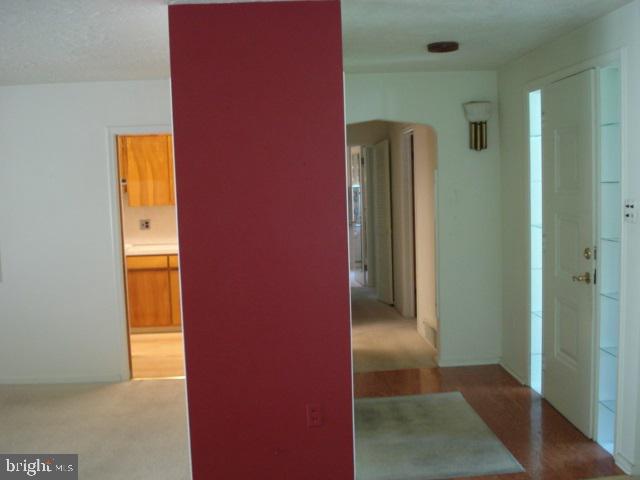 484 Waters Road York, PA 17403 - Photo 6 of 25