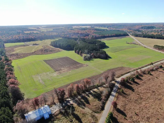 $944,000 | 10061 Flume Road, Rosholt, WI 54473