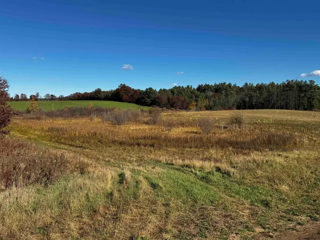 $944,000 | 10061 Flume Road, Rosholt, WI 54473