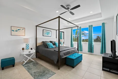 $948,500 | 2900 Northeast 12th Terrace, Unit 25, Oakland Park, FL 33334