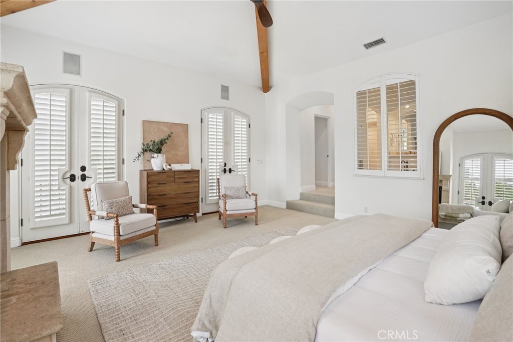 587 26th Street Manhattan Beach, CA 90266 - Photo 52 of 67 a bedroom with furniture and a window