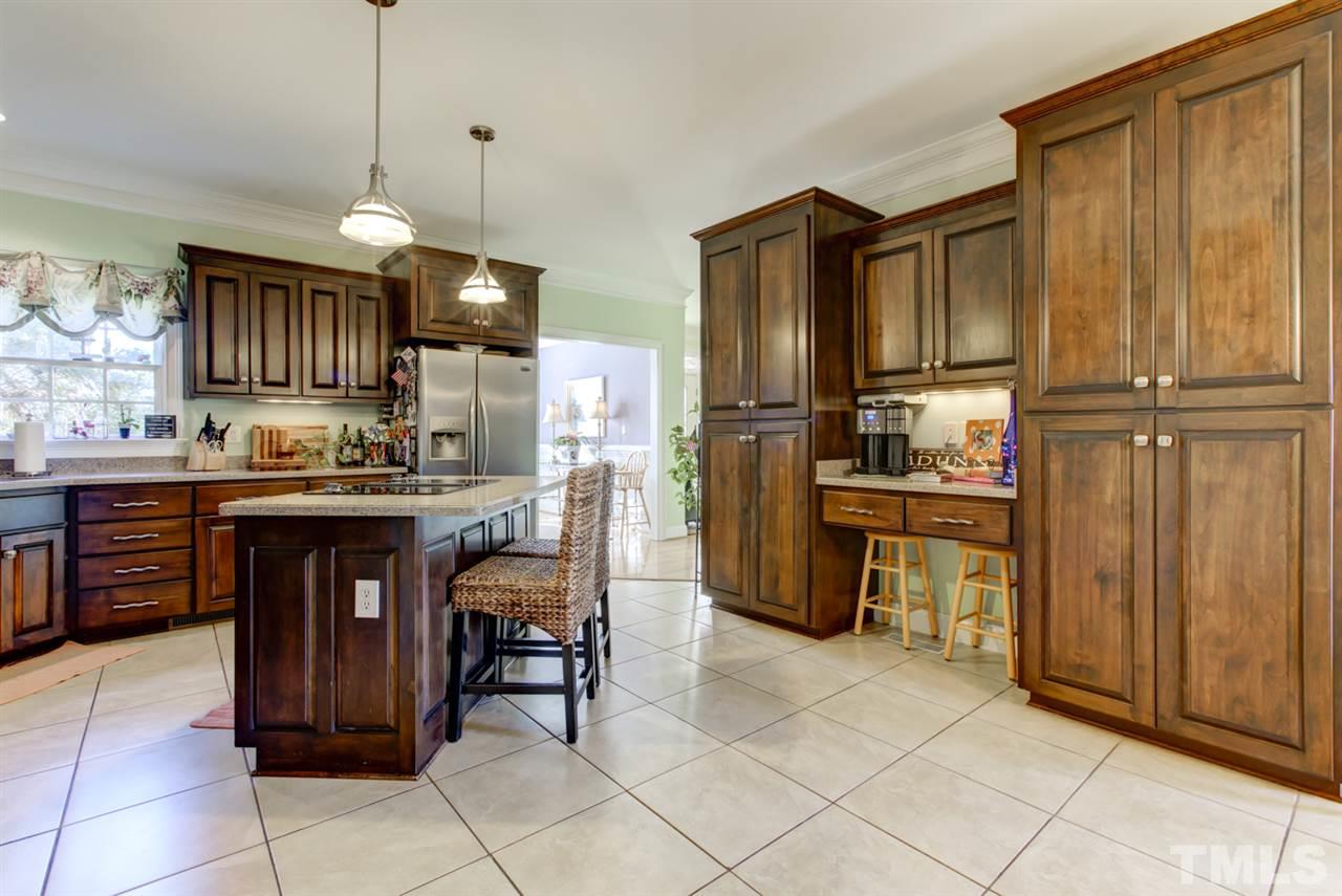 815 Miller Road Benson, NC 27504 - Photo 10 of 30 Gallery Image 10