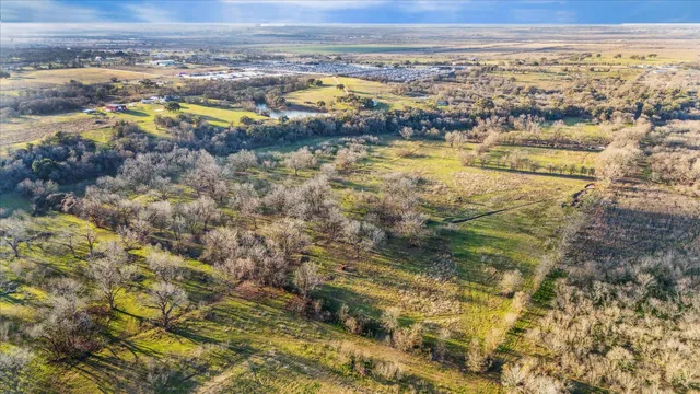 $3,995,500 | 4975 East Highway 71, Del Valle, TX 78617
