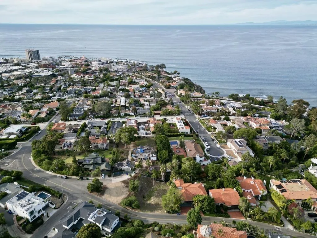 0 Soledad Avenue, Unit 17 La Jolla, CA 92037 - Photo 2 of 12 an aerial view of multiple house