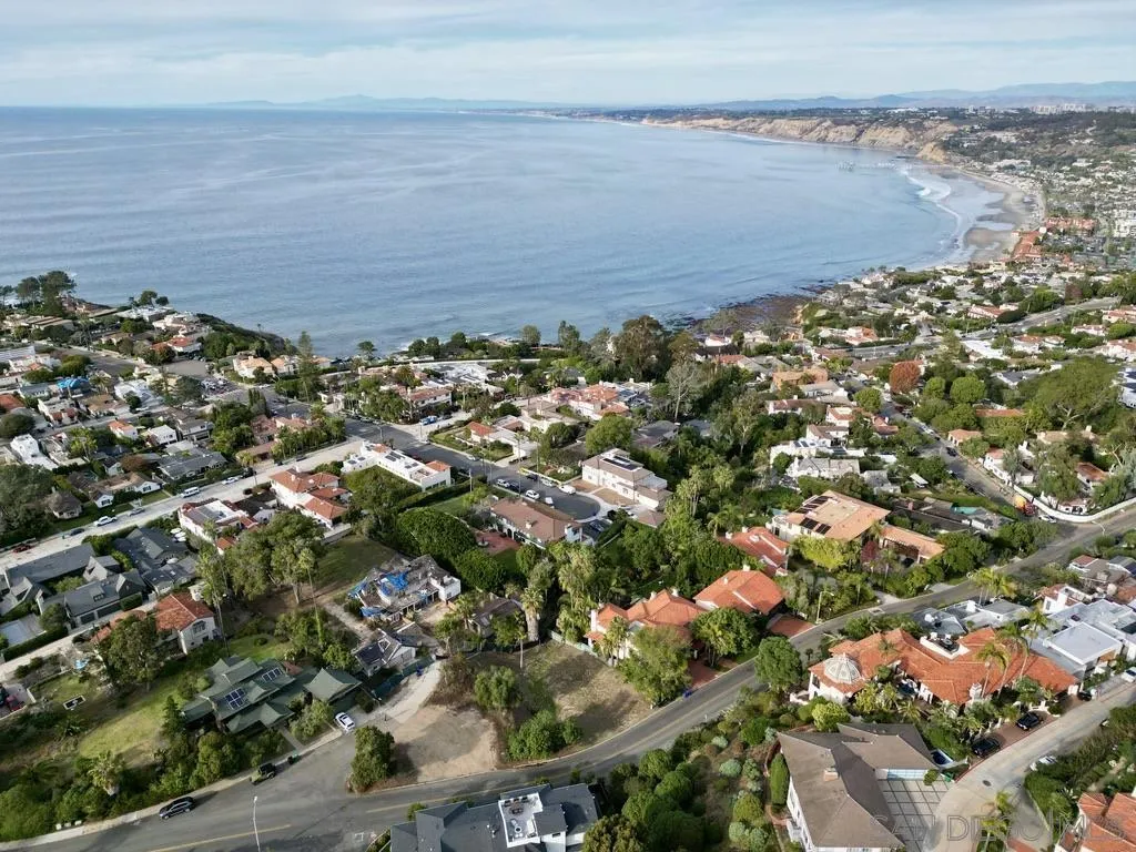 0 Soledad Avenue, Unit 17 La Jolla, CA 92037 - Photo 6 of 12 an aerial view of a city