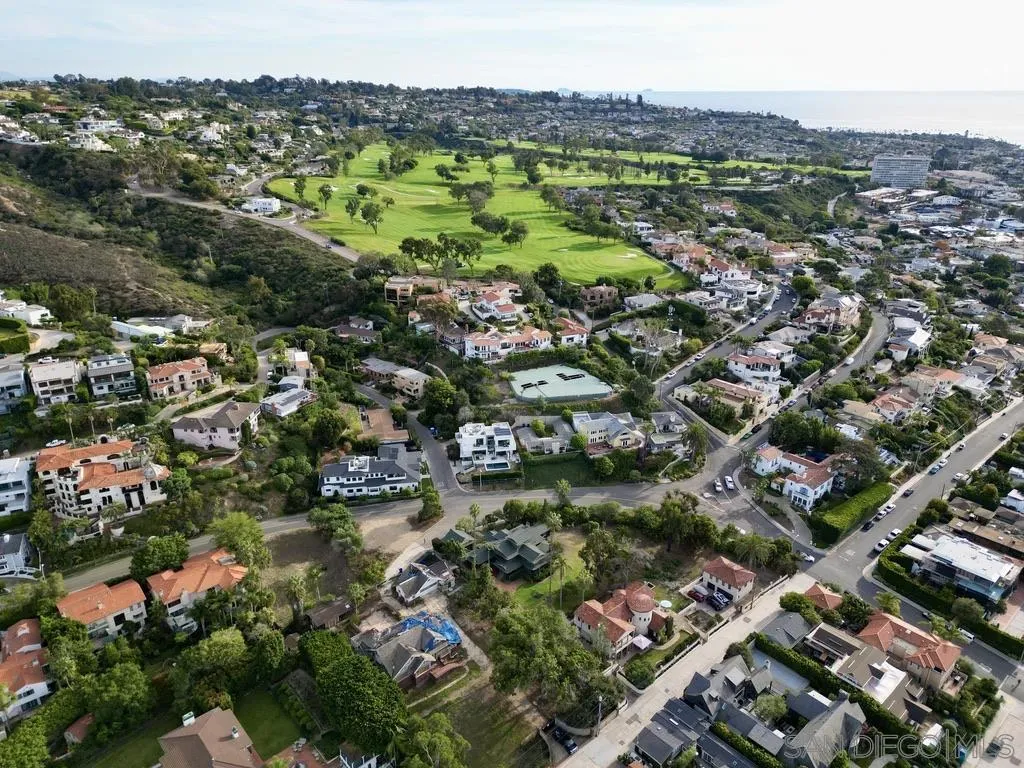 0 Soledad Avenue, Unit 17 La Jolla, CA 92037 - Photo 8 of 12 an aerial view of residential houses with outdoor space and river