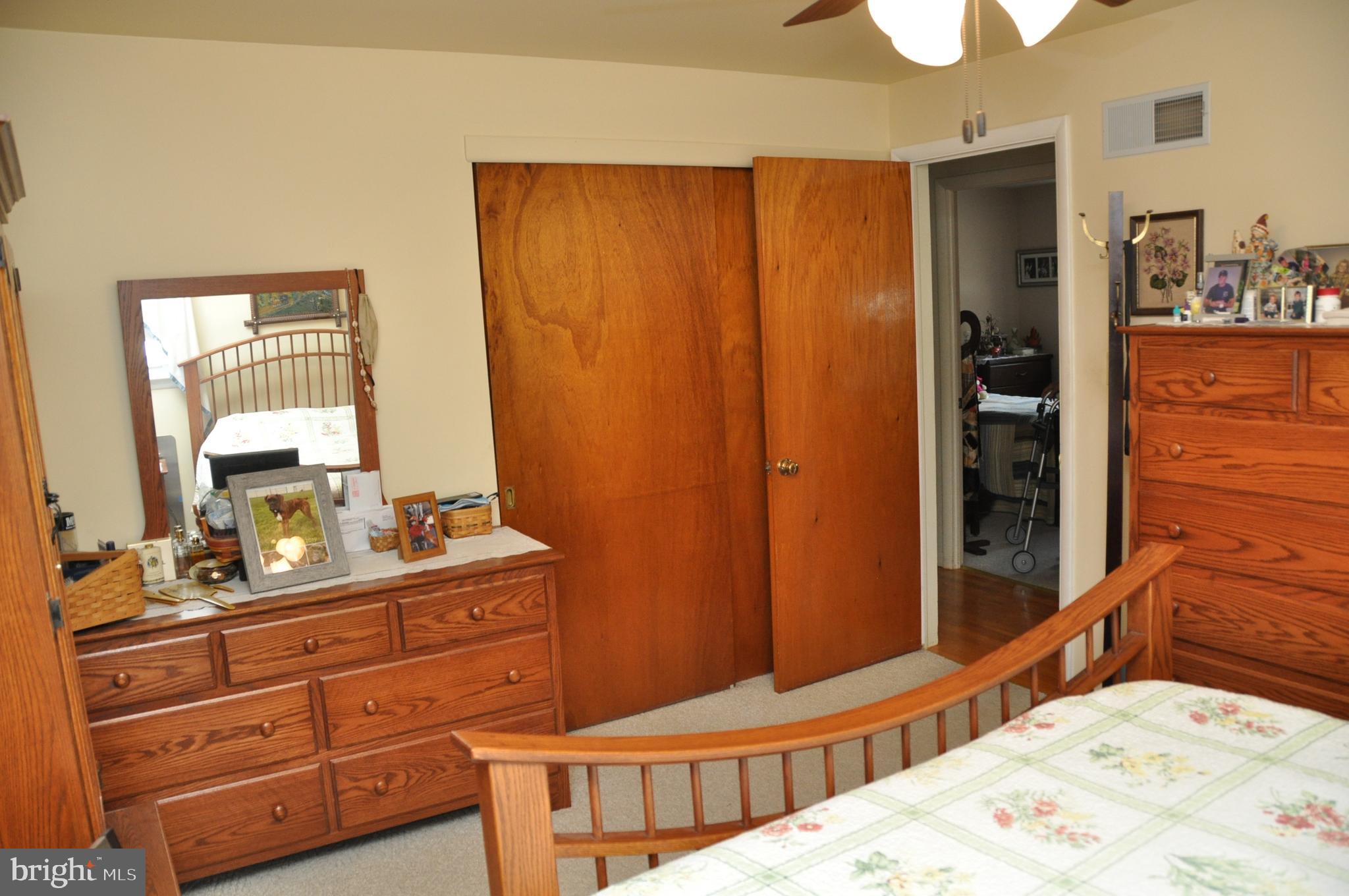 2940 Chesapeake Road York, PA 17402 - Photo 13 of 31 Gallery Image 13