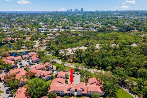 $460,000 | 4859 Napoli Court Northeast, Unit 4859, St. Petersburg, FL 33703