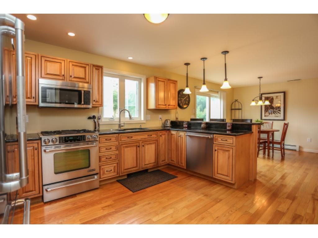 11 Rae Brook Road Hooksett, NH 03106 - Photo 11 of 32