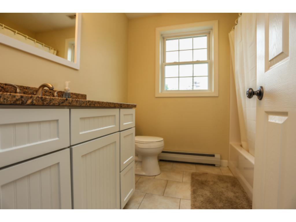 11 Rae Brook Road Hooksett, NH 03106 - Photo 24 of 32