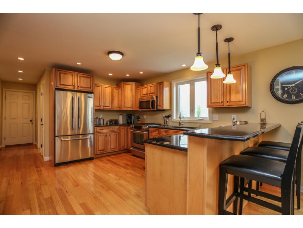 11 Rae Brook Road Hooksett, NH 03106 - Photo 10 of 32
