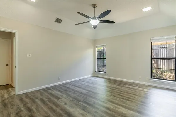 $2,495 | 5201 Rustle Leaf Drive, Arlington, TX 76017