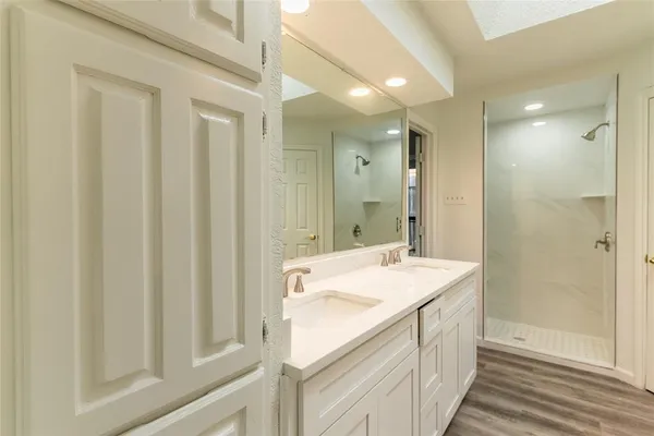 $2,495 | 5201 Rustle Leaf Drive, Arlington, TX 76017