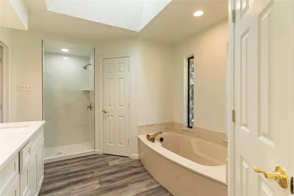 $2,495 | 5201 Rustle Leaf Drive, Arlington, TX 76017