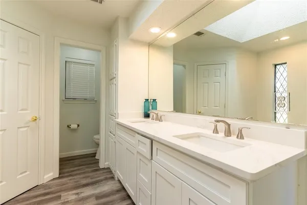 $2,495 | 5201 Rustle Leaf Drive, Arlington, TX 76017