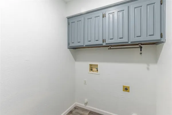 $2,495 | 5201 Rustle Leaf Drive, Arlington, TX 76017