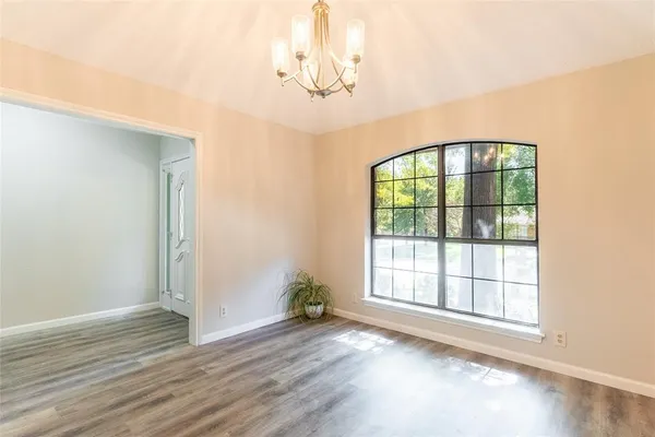 $2,495 | 5201 Rustle Leaf Drive, Arlington, TX 76017