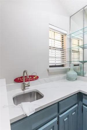 $2,495 | 5201 Rustle Leaf Drive, Arlington, TX 76017