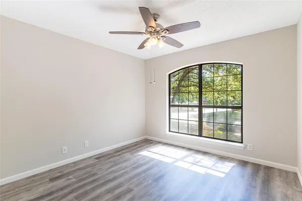 $2,495 | 5201 Rustle Leaf Drive, Arlington, TX 76017