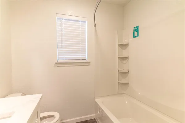 $2,495 | 5201 Rustle Leaf Drive, Arlington, TX 76017