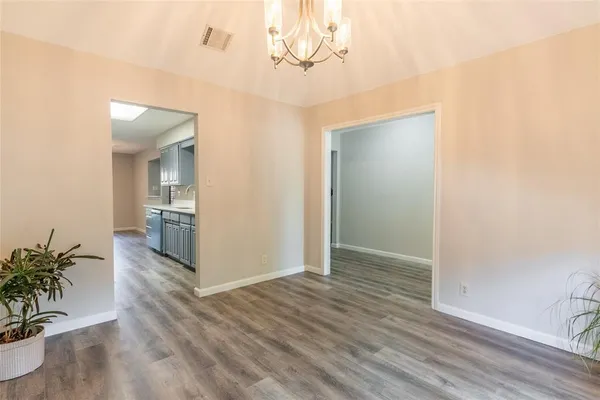 $2,495 | 5201 Rustle Leaf Drive, Arlington, TX 76017