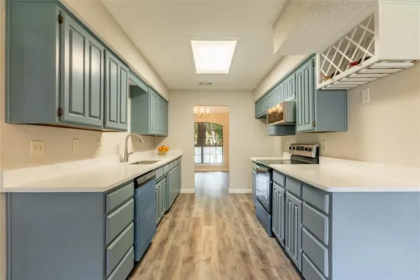 $2,495 | 5201 Rustle Leaf Drive, Arlington, TX 76017