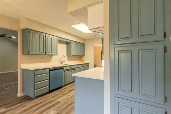 $2,495 | 5201 Rustle Leaf Drive, Arlington, TX 76017